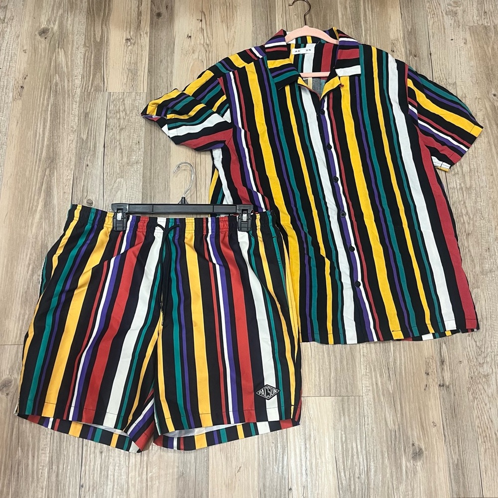 Pacsun Men’s 2 piece outfit swim trunks button up size medium Large stri…